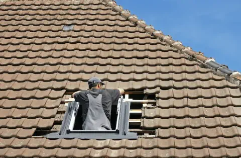 Pose de velux - La Rivière-Enverse